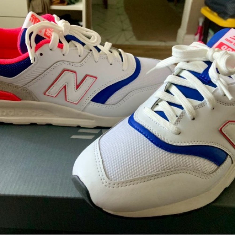 New Balance White and Blue Athletic Shoes